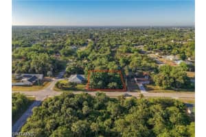 103 6th Street, Lehigh Acres, FL 33972 - MLS#226020023
