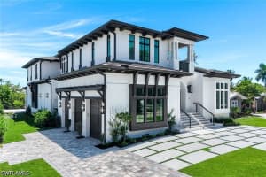 1690 Chesapeake Ave, Naples 1690 Chesapeake Ave, Naples