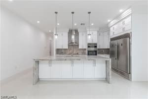 3098 Pine Tree Drive, Naples, FL 34112 - MLS#226020037