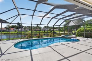 576 Briarwood Blvd, Naples