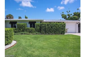 1195 14th Avenue, Naples, FL 34102 - MLS#226020086