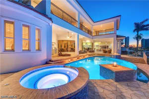 339 Devils Bight, Naples, FL 34103 - MLS#226020167