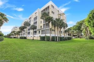 7655 Pebble Creek Cir 404, Naples 7655 Pebble Creek Cir 404, Naples