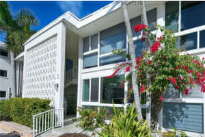 2100 Gulf Shore Boulevard, Naples, FL 34102 - MLS#226020211