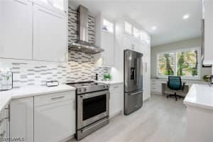 2400 Bayou Lane, Naples, FL 34112 - MLS#226020262