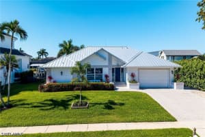 1609 Villa Court, Marco Island, FL 34145 - MLS#226020289