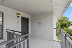 1208 Commonwealth Circle, Naples, FL 34116 - MLS#226020351
