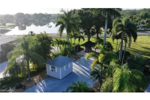 10030 Parkwood Drive, Fort Myers, FL 33905 - MLS#226020368