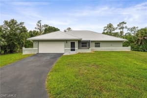 4160 5th Ave Sw, Naples