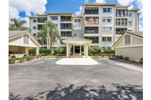 201 Arbor Lake Drive, Naples, FL 34110 - MLS#226020490