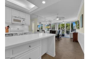 140 Seaview Court, Marco Island, FL 34145 - MLS#226020507