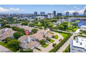 4030 Crayton Road, Naples, FL 34103 - MLS#226020607