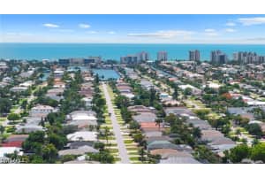 641 105th Avenue, Naples, FL 34108 - MLS#226020627