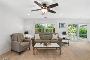 22 Kings Road, Naples, FL 34112 - MLS#226020665
