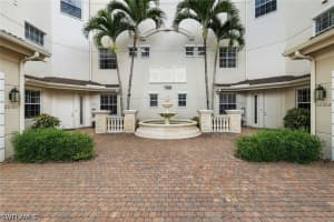 588 Avellino Isles Circle, Naples, FL 34119 - MLS#226020673