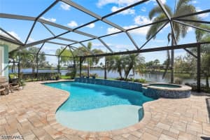 6460 Pembroke Way, Naples
