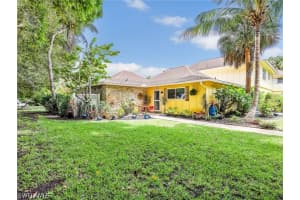 1201 Solana Road, Naples, FL 34103 - MLS#226020837