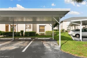 685 Squire Circle, Naples, FL 34104 - MLS#226020848
