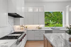 623 Park Shore Drive, Naples, FL 34103 - MLS#226020867