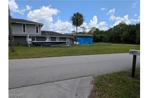 17191 Frank Road, Alva, FL 33920 - MLS#226020870