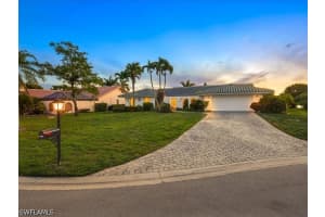 2428 Duchess Court, Naples, FL 34112 - MLS#226020876