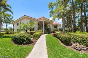 1055 Forest Lakes Drive, Naples, FL 34105 - MLS#226020880