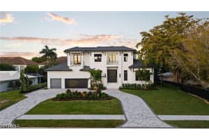 3840 Crayton Rd, Naples 3840 Crayton Rd, Naples