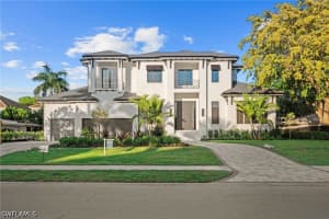 3840 CRAYTON Road, Naples, FL 34103 - MLS#226020996