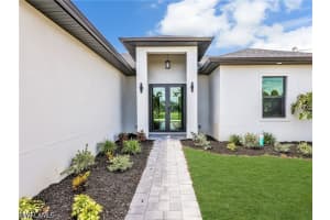 1505 17th Street, Cape Coral, FL 33993 - MLS#226021023