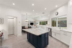571 Neapolitan Lane, Naples, FL 34103 - MLS#226021040