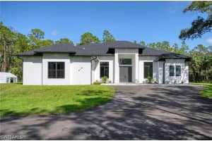 219 33rd Avenue, Naples, FL 34120 - MLS#226021064