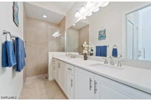 732 7th Avenue, Naples, FL 34102 - MLS#226021095