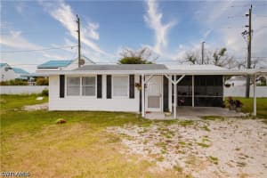 16820 Banyon Dr, Fort Myers 16820 Banyon Dr, Fort Myers