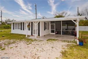 16820 Banyon Drive, Fort Myers, FL 33908 - MLS#226021098