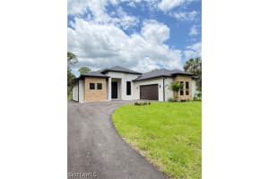 377 2nd St Ne, Naples 377 2nd St Ne, Naples