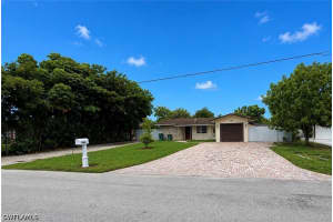 1964 42nd St Sw, Naples 1964 42nd St Sw, Naples