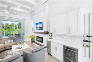 1114 6th Lane, Naples, FL 34102 - MLS#226021145