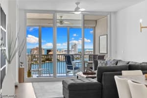 400 Flagship Drive, Naples, FL 34108 - MLS#226021166