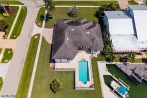 405 Driftwood Court, Marco Island, FL 34145 - MLS#226021167