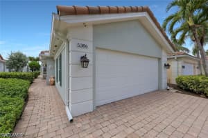 5386 Guadeloupe Way, Naples, FL 34119 - MLS#226021181