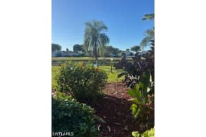 2093 Pine Isle Lane, Naples, FL 34112 - MLS#226021193