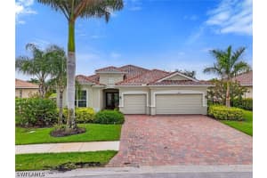 2290 Vermont Ln, Naples