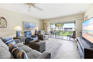 401 Charlemagne Boulevard, Naples, FL 34112 - MLS#226021220