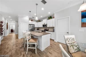 6981 Avalon Circle, Naples, FL 34112 - MLS#226021230