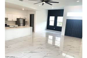 522 1st Lane, Cape Coral, FL 33993 - MLS#226021236