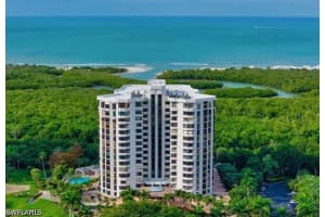 6075 Pelican Bay Boulevard, Naples, FL 34108 - MLS#226021244