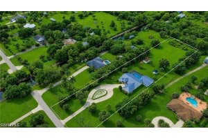 260 20th Avenue, Naples, FL 34120 - MLS#226021289