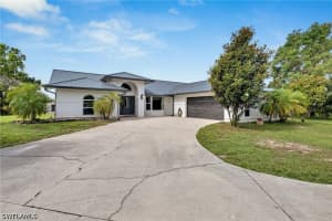 260 20th Avenue, Naples, FL 34120 - MLS#226021289