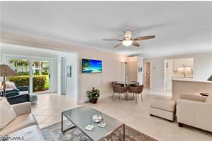 661 12th Avenue, Naples, FL 34102 - MLS#226021318