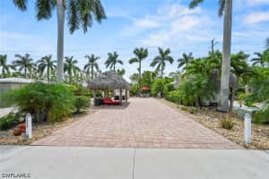 5300 Cypress Trail Resort Circle, Fort Myers, FL 33905 - MLS#226021362